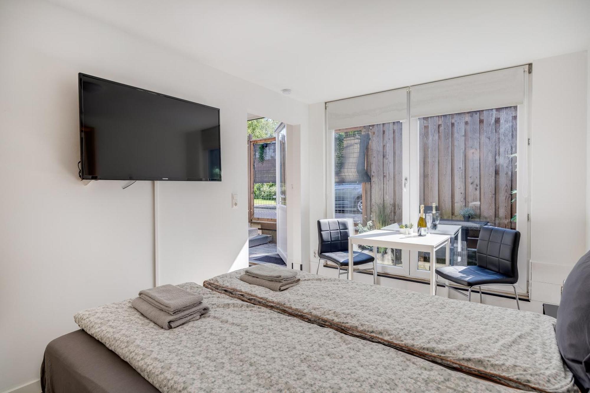 Luxe Wellness Apartment Apeldoorn With Jacuzzi And Sauna Екстериор снимка
