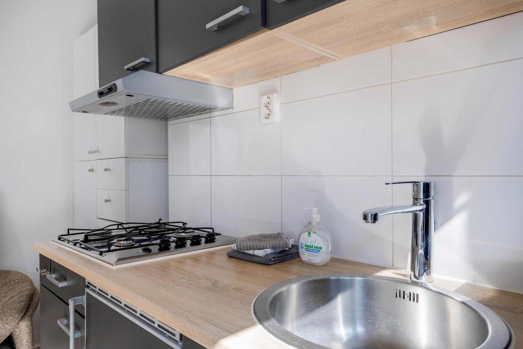 Luxe Wellness Apartment Apeldoorn With Jacuzzi And Sauna Екстериор снимка
