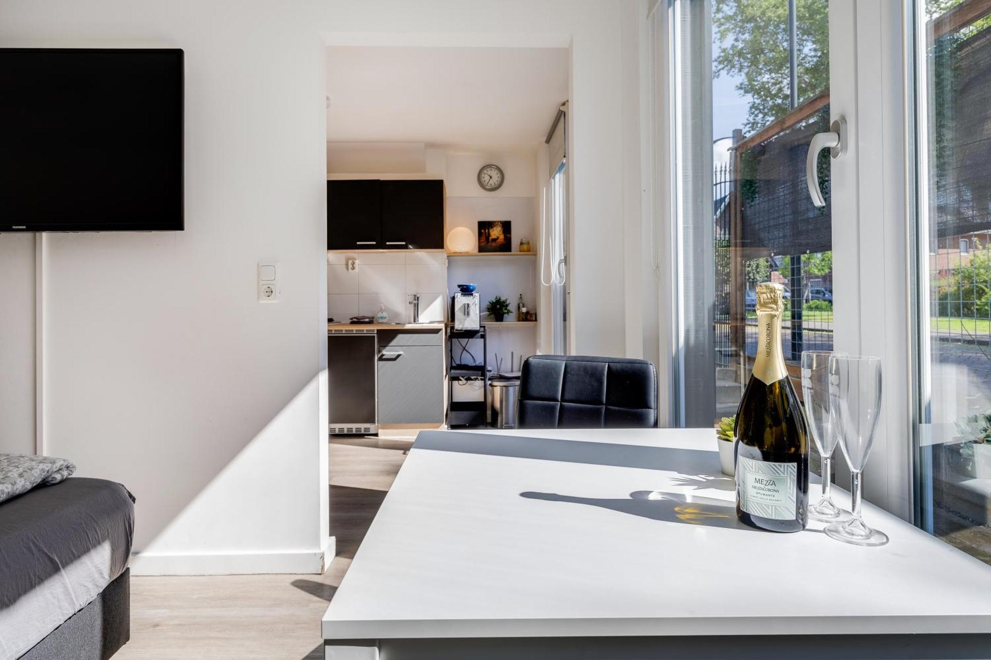 Luxe Wellness Apartment Apeldoorn With Jacuzzi And Sauna Екстериор снимка
