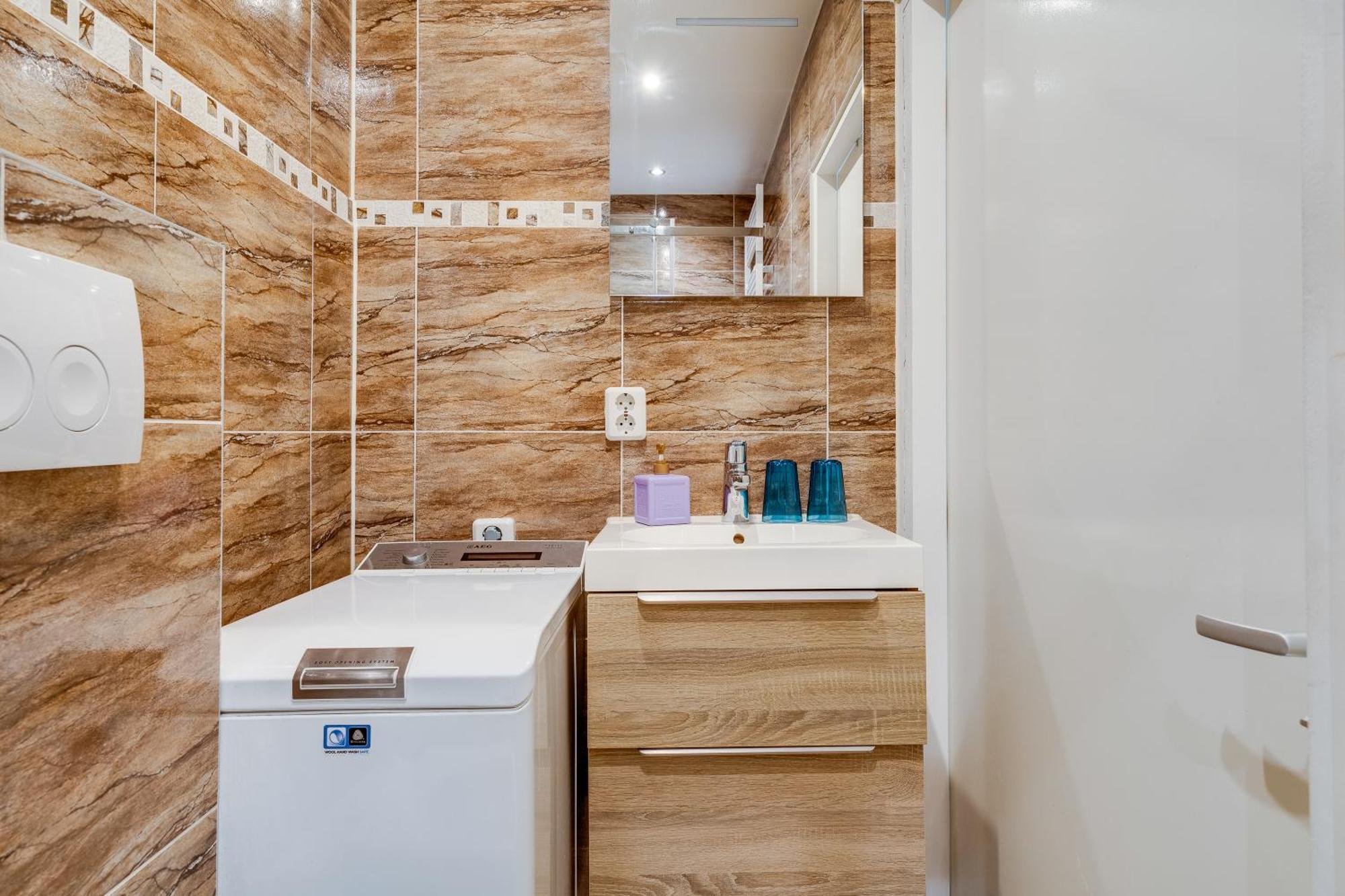 Luxe Wellness Apartment Apeldoorn With Jacuzzi And Sauna Екстериор снимка