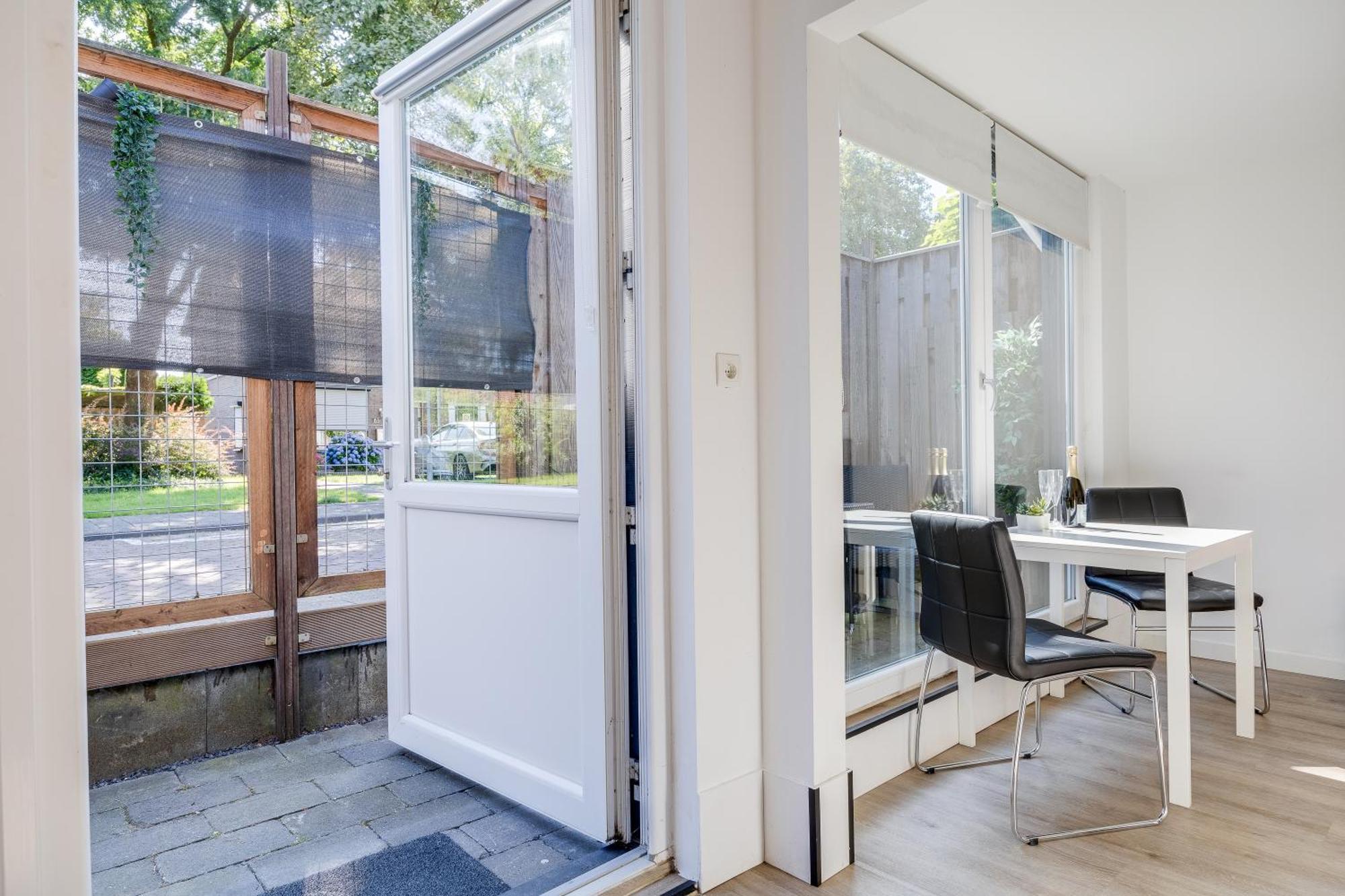 Luxe Wellness Apartment Apeldoorn With Jacuzzi And Sauna Екстериор снимка