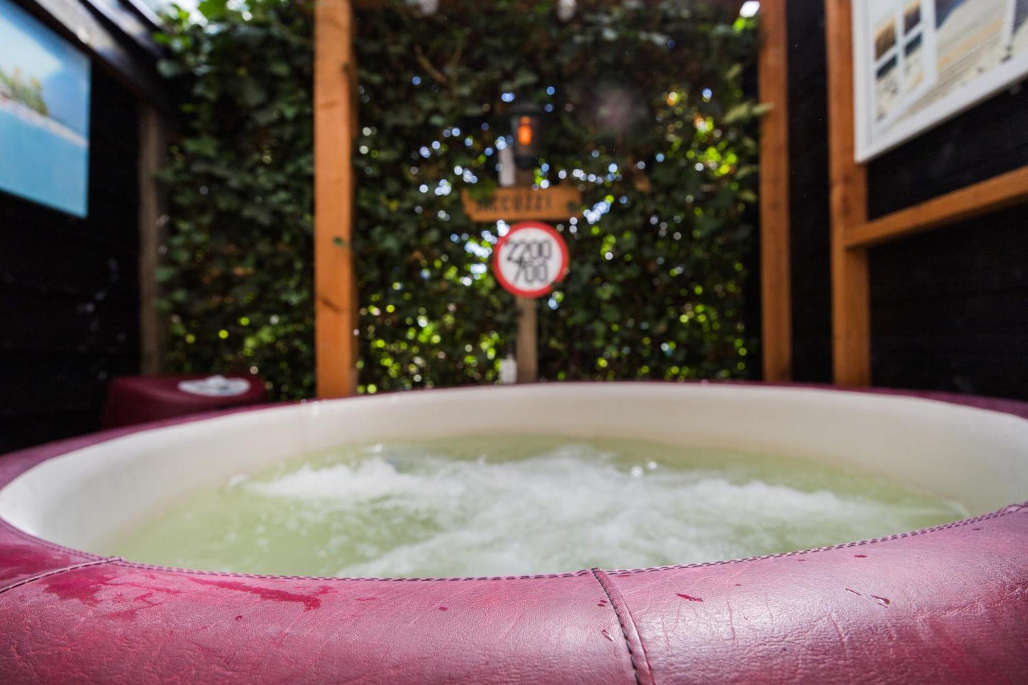 Luxe Wellness Apartment Apeldoorn With Jacuzzi And Sauna Екстериор снимка