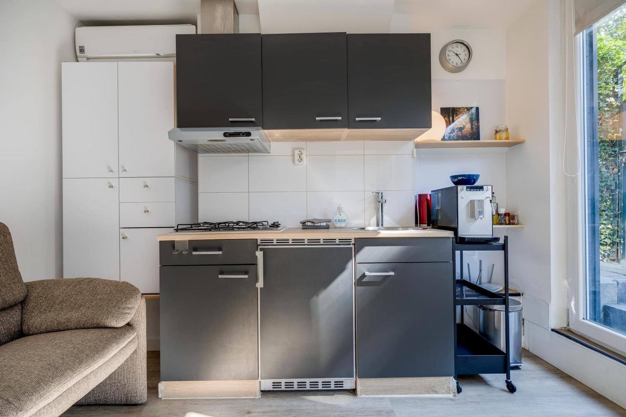 Luxe Wellness Apartment Apeldoorn With Jacuzzi And Sauna Екстериор снимка